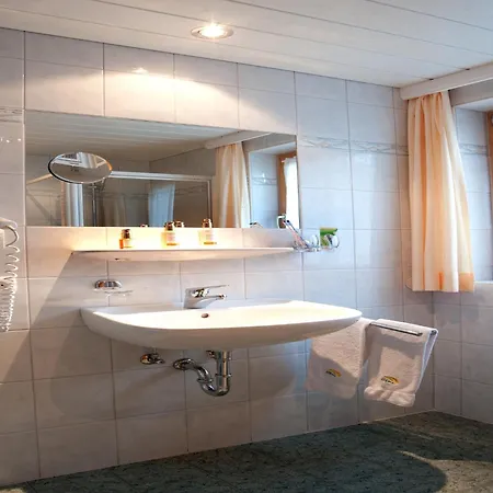 Comfortable In With Swimming Pool Apartamento