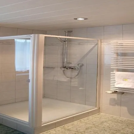 Comfortable In With Swimming Pool Apartamento
